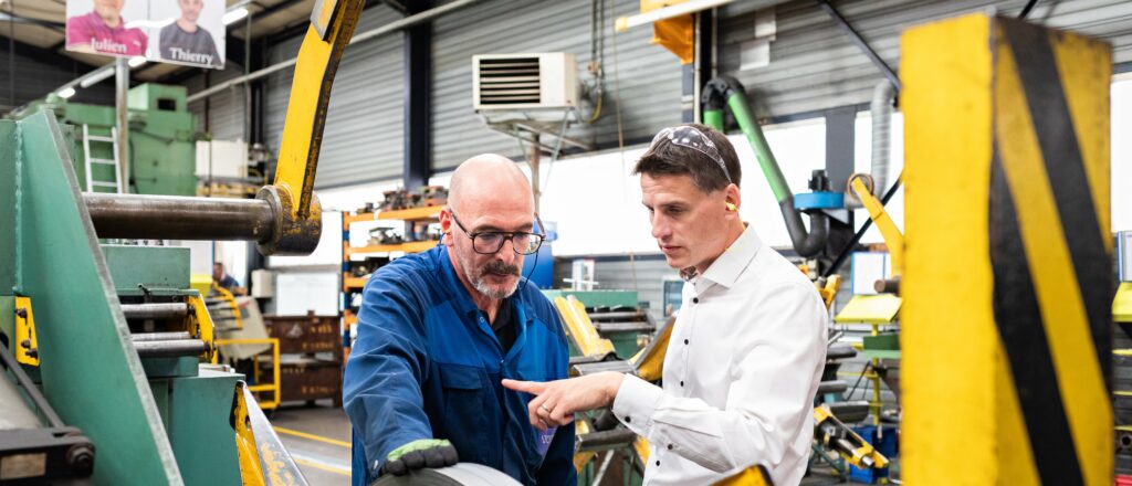 Cabinet FP consultants, spécialiste en management d'industrie et amélioration de la performance sur le compiégnosie, fort d'une expérience de 30 ans, en mission terrain chez Votat